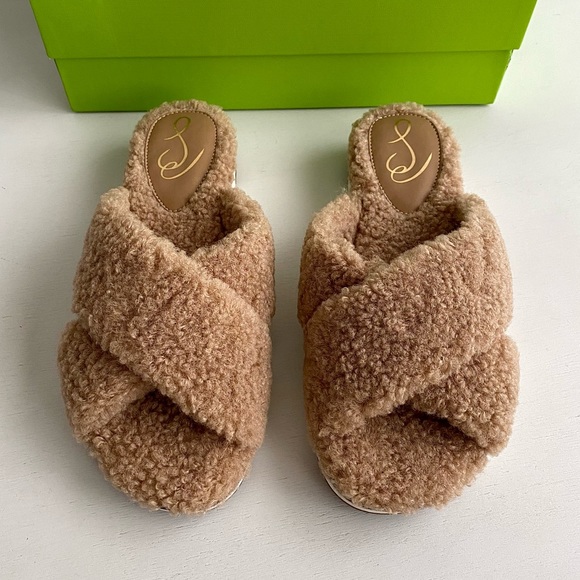 ✨New SAM EDELMAN Alice Faux Fur Slide Sandals Camel Shearling 7M - Picture 3 of 8